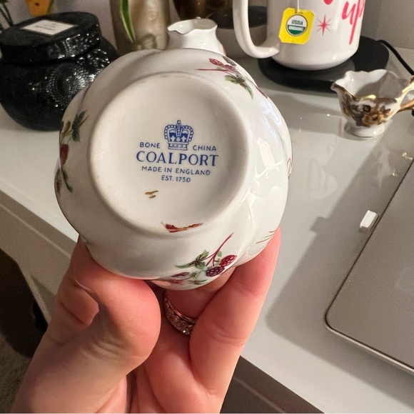 Vintage Coalport Individual Creamer and Open Sugar Bowl - Picture 6 of 13